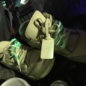 Jordan off white retro 4s